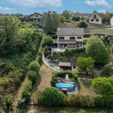 Maison 8 pièces 379000 €