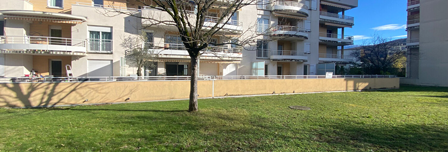 Appartement 2 Pièces 51 m² à vendre à Le Pont-de-Claix (38800)