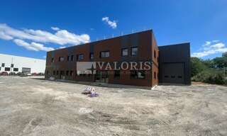 Commerce  905 m² à louer à Miribel (01700)