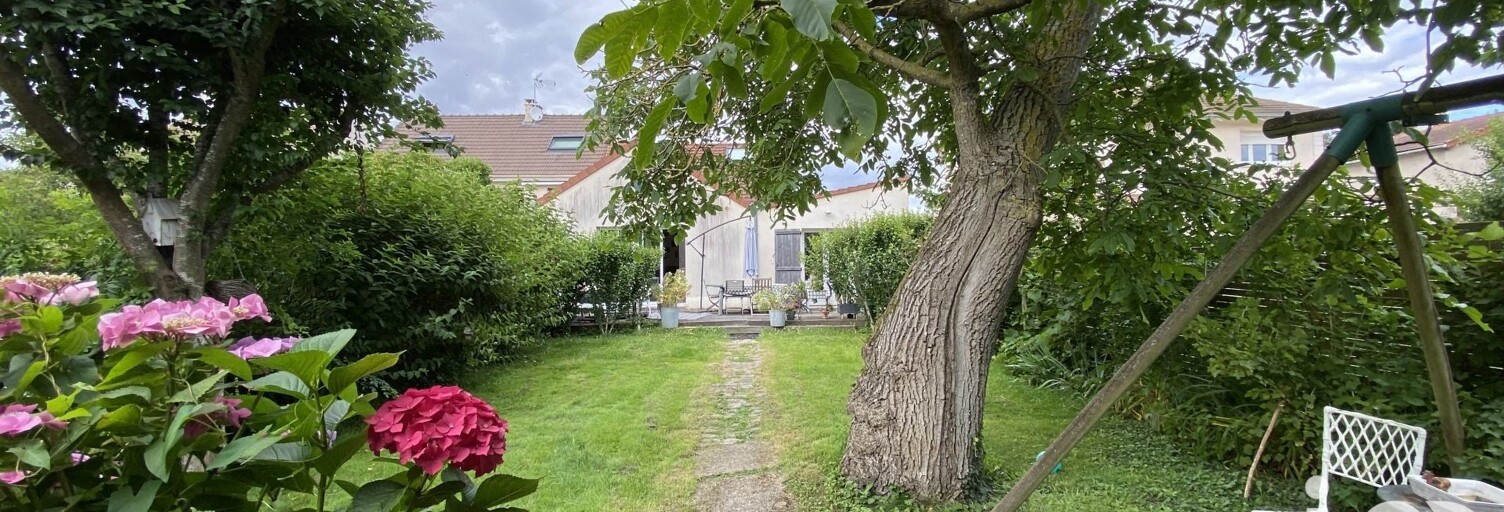 Maison 5 Pièces 128 m² à vendre à Magny-les-Hameaux (78114)