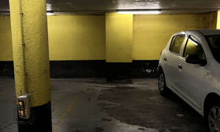 Garage   m² à louer à Nice (06000)