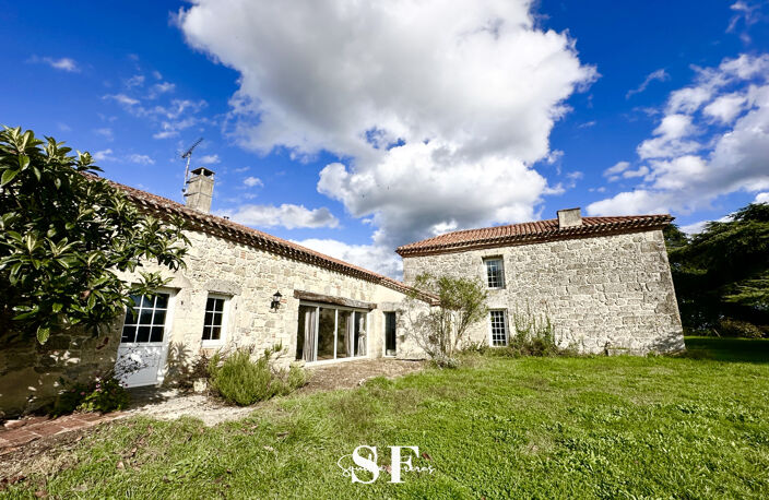 AUX PORTES D'AGEN - ENSEMBLE IMMOBILIER EN PIERRES AVEC VUE PANORAMIQUE — photo 5
