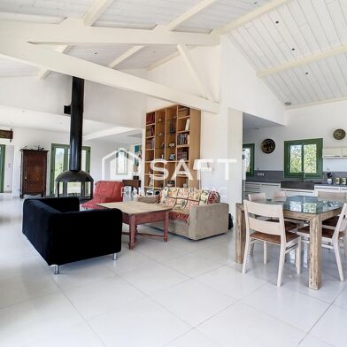 Maison 10 pièces 497000 €