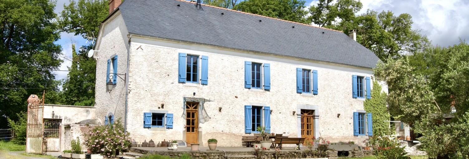 Maison 7 Pièces 244 m² à vendre à Soumoulou (64420)