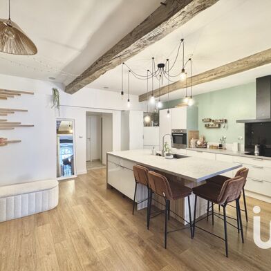 Appartement 4 pièces 325000 €