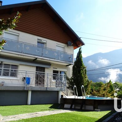 Maison 5 pièces 252000 €