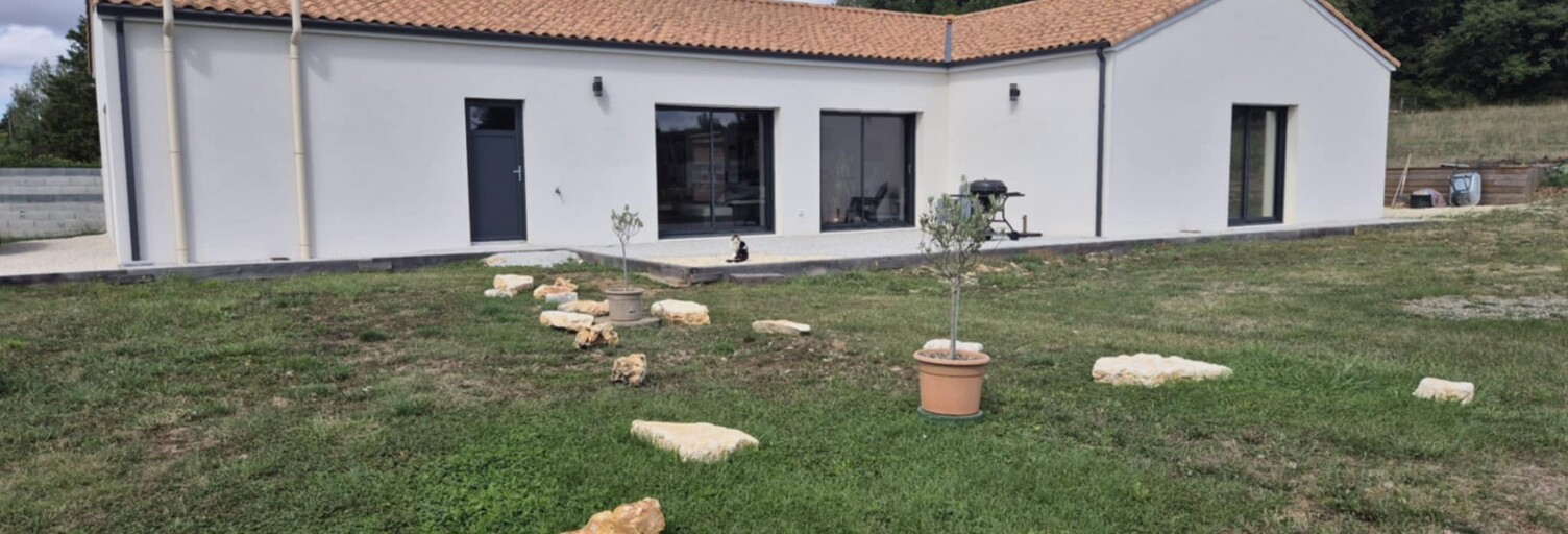 Maison 5 Pièces 144 m² à vendre à Brux (86510)