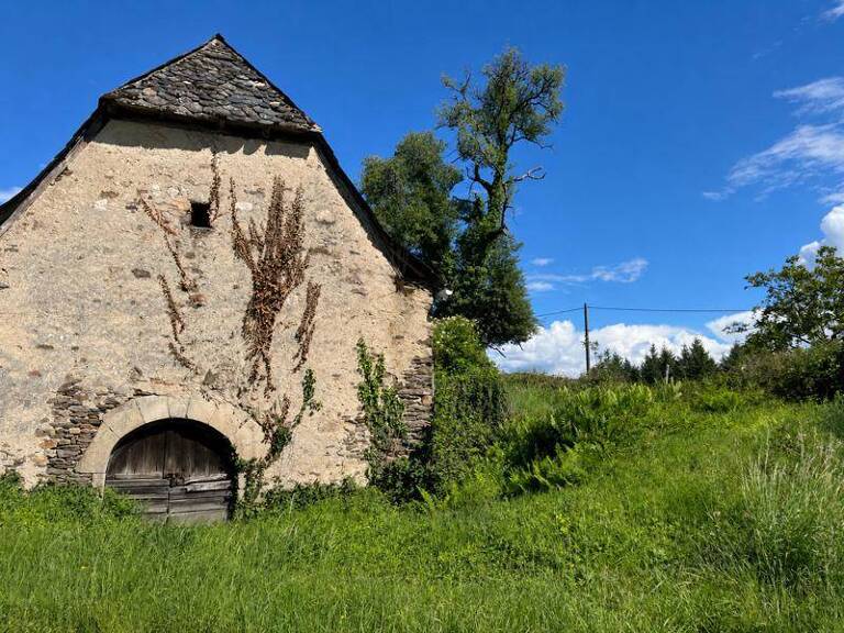 Grange de 1 pièces principales — photo 1