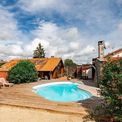 Maison 8 pièces 337920 €