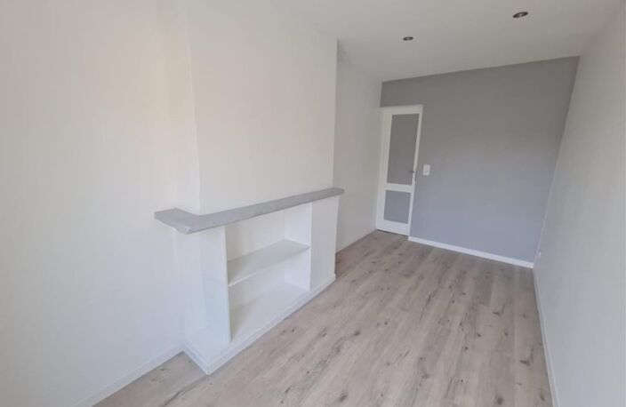 Maison en pierre de 4 pièces principales — photo 2