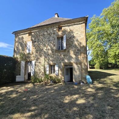 Maison 16 pièces 498750 €