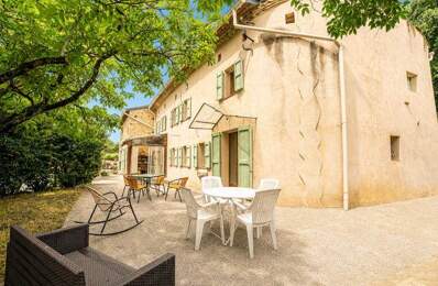 Domaine de 8 pièces principales — photo du bien
