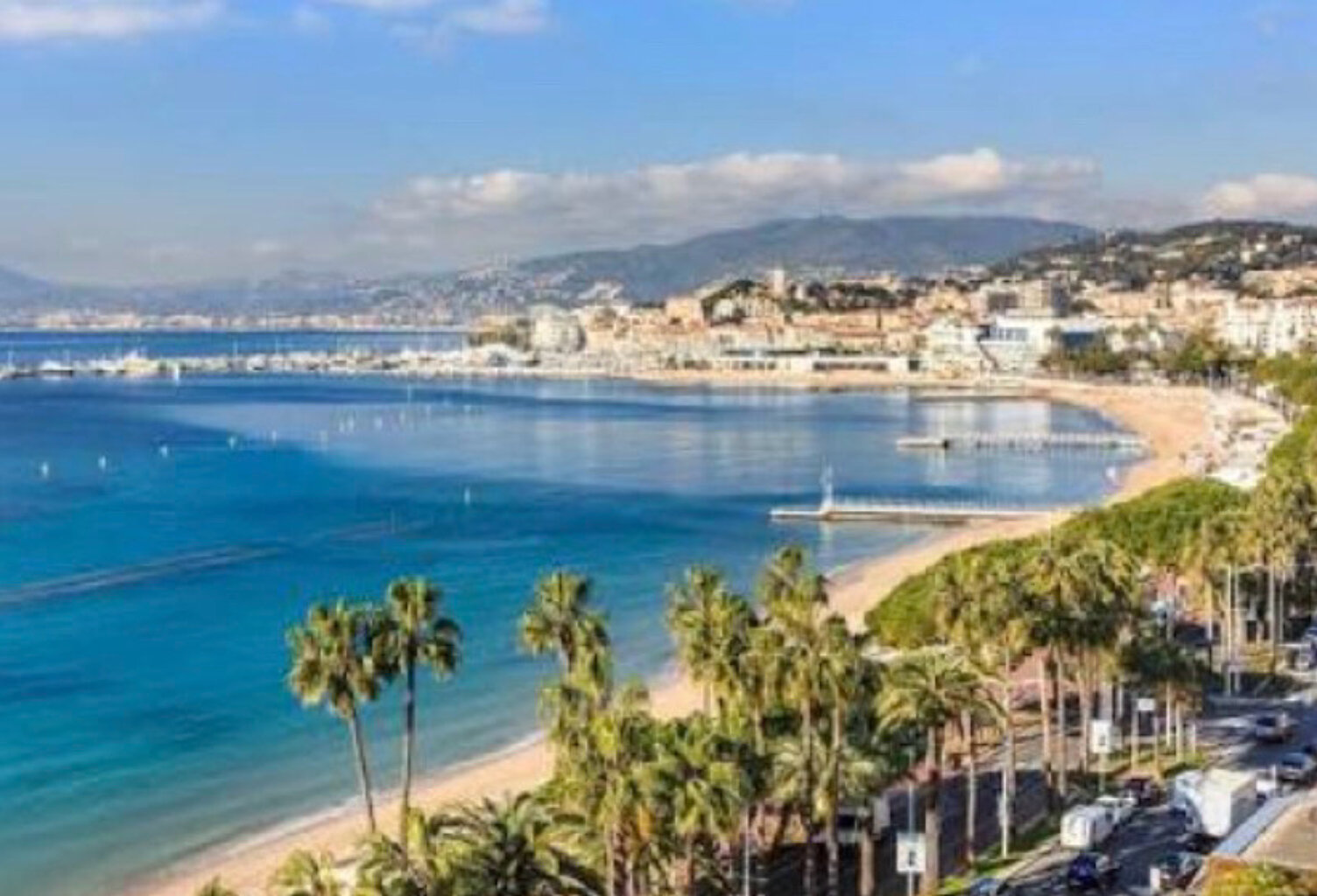 CANNES BANANE T3 65 M2 EN REZ-DE-CHAUSSÉE TRAVERSANT SUD-EST — photo 1