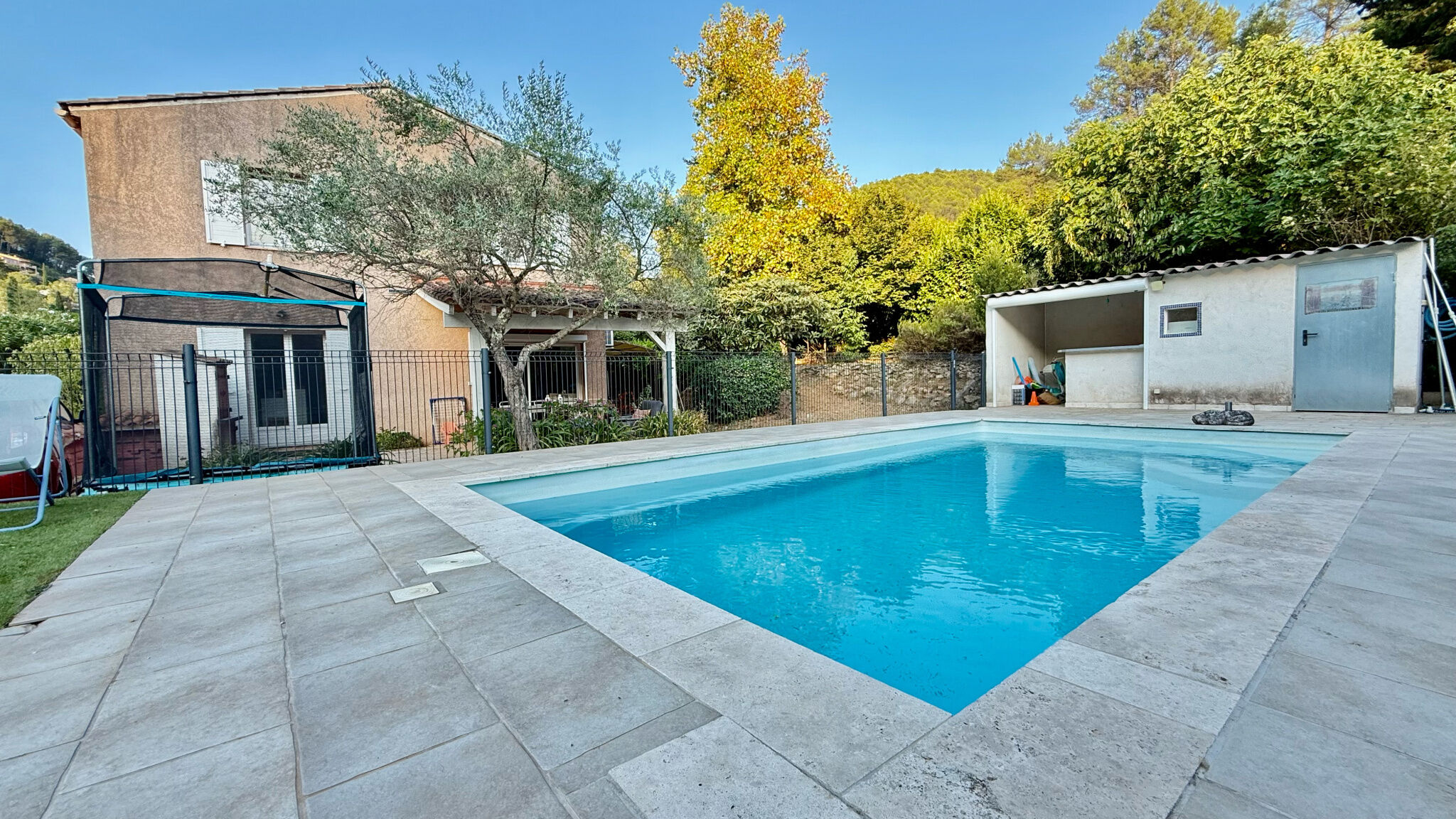 Villa / Maison 7 pièces  à vendre Solliès-Toucas 83210