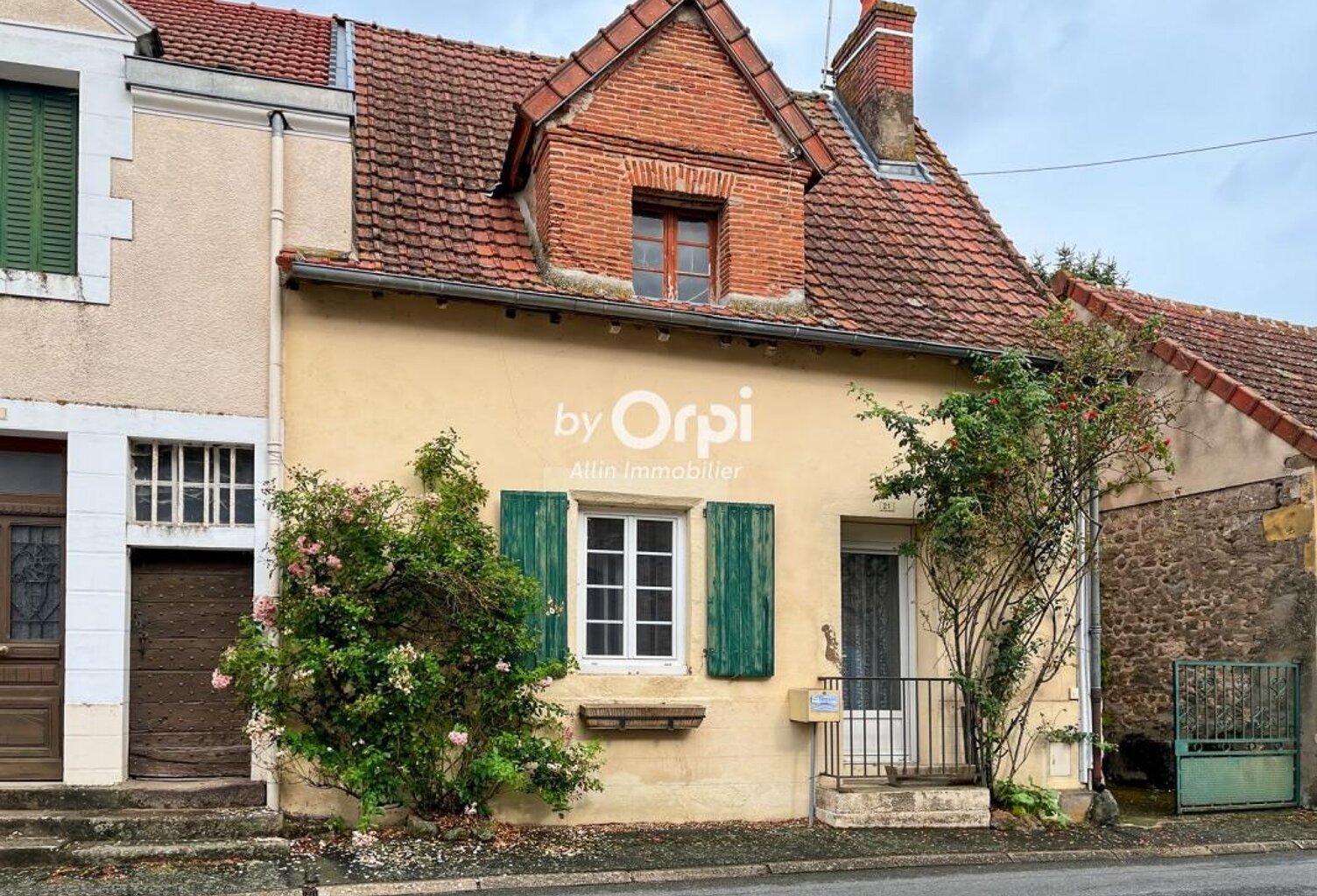 Maison Sazeret — photo 1