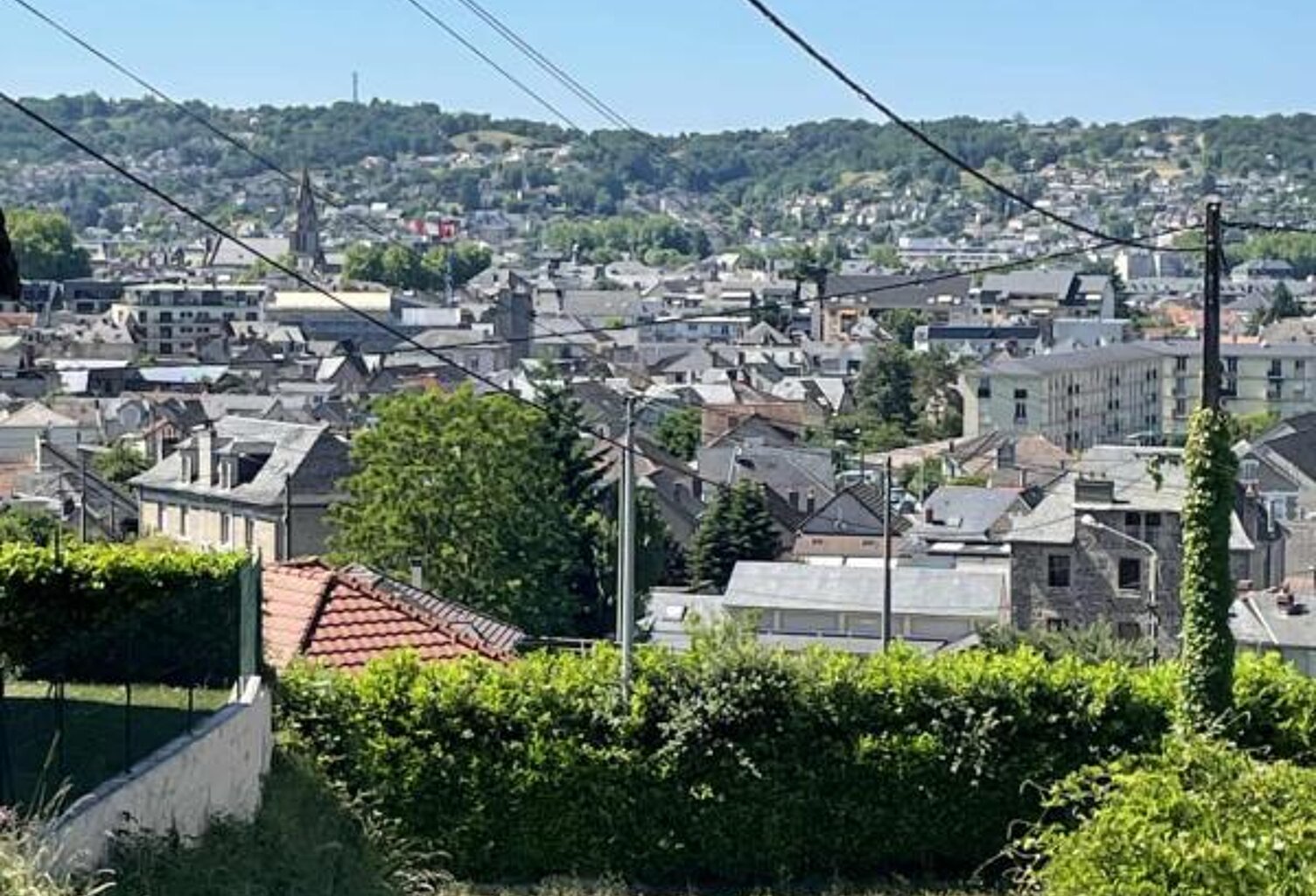Brive la gaillarde - Proche centre ville - Terrain Constructible — photo 1