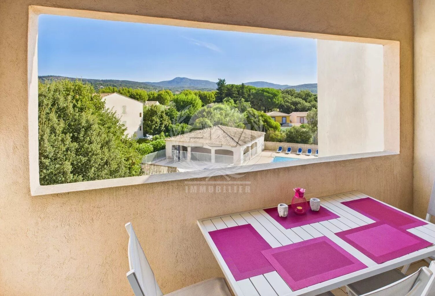 Appartement  à Plan de la Tour — photo 1