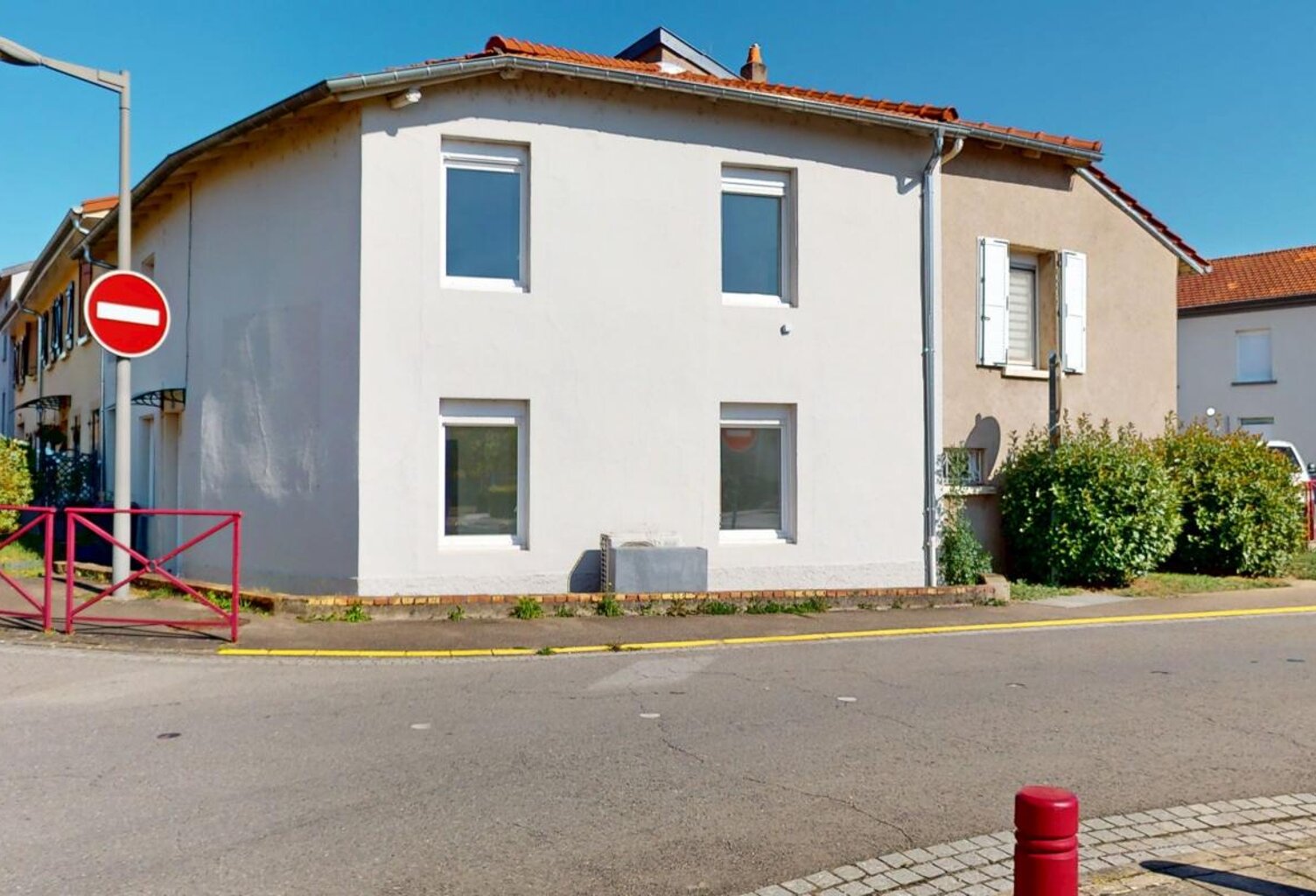 Maison À Vendre — photo 1