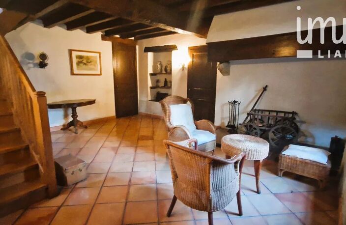 A SASIR : Belle demeure avec étang et vue imprenable – 300 m² ha — photo 5