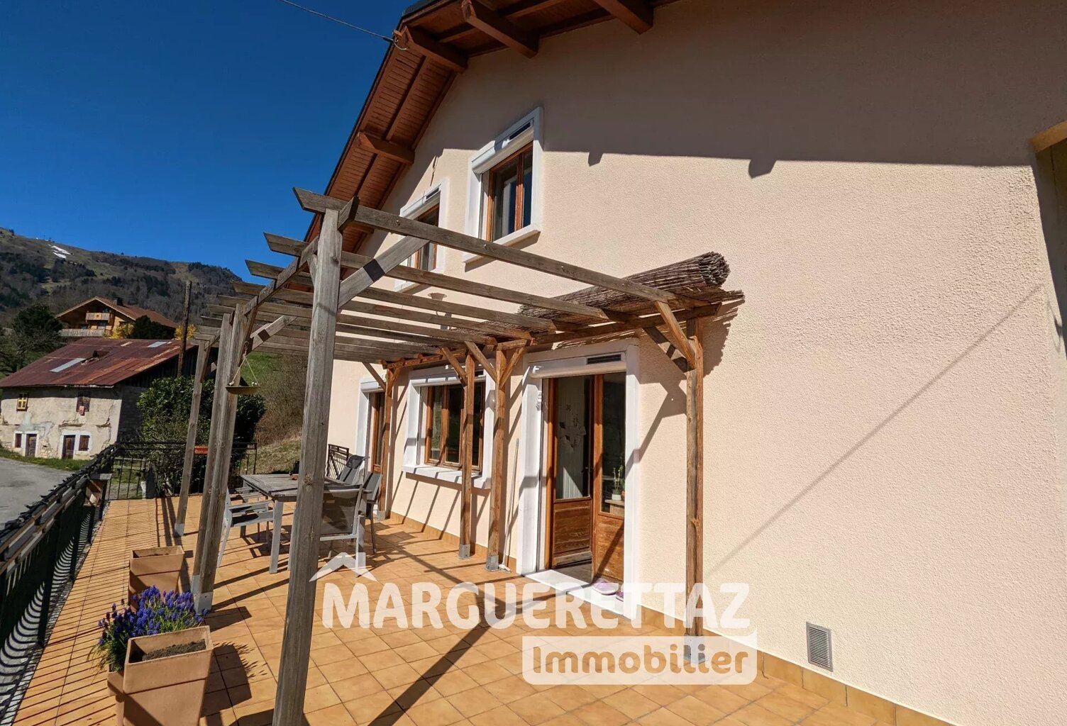 MAISON 7 pièces à ONNION — photo 1