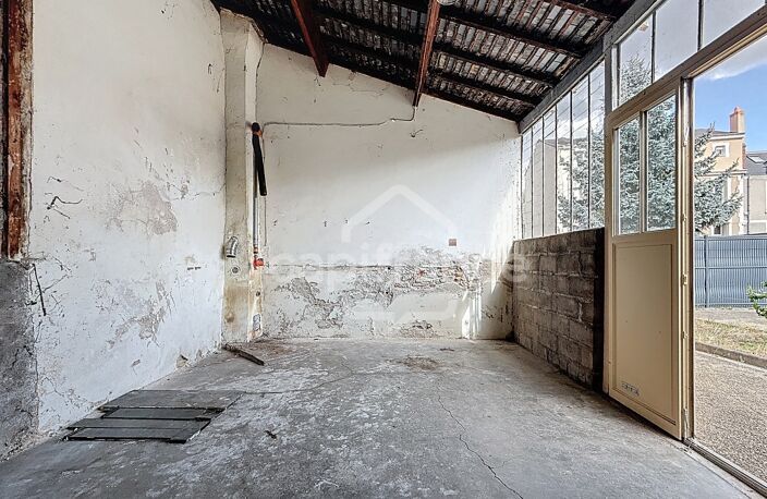 Maison Velpeau à rénover, jardin et accès voiture — photo 3