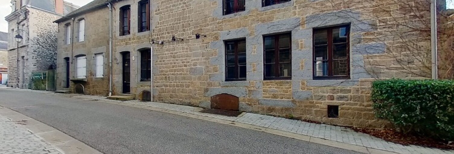 Commerce 8 Pièces 257 m² à vendre à Carrouges (61320)