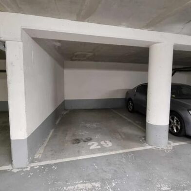 Garage  17500 €