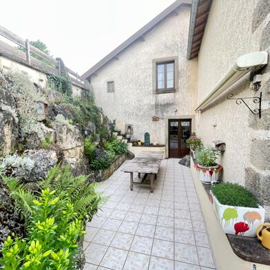 Maison 8 pièces 220000 €