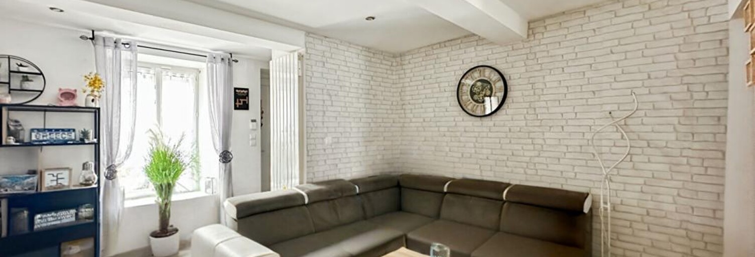 Maison 7 Pièces 117 m² à vendre à Les Mazures (08500)