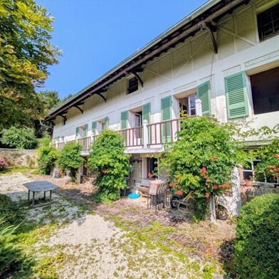 Maison 8 pièces 499000 €