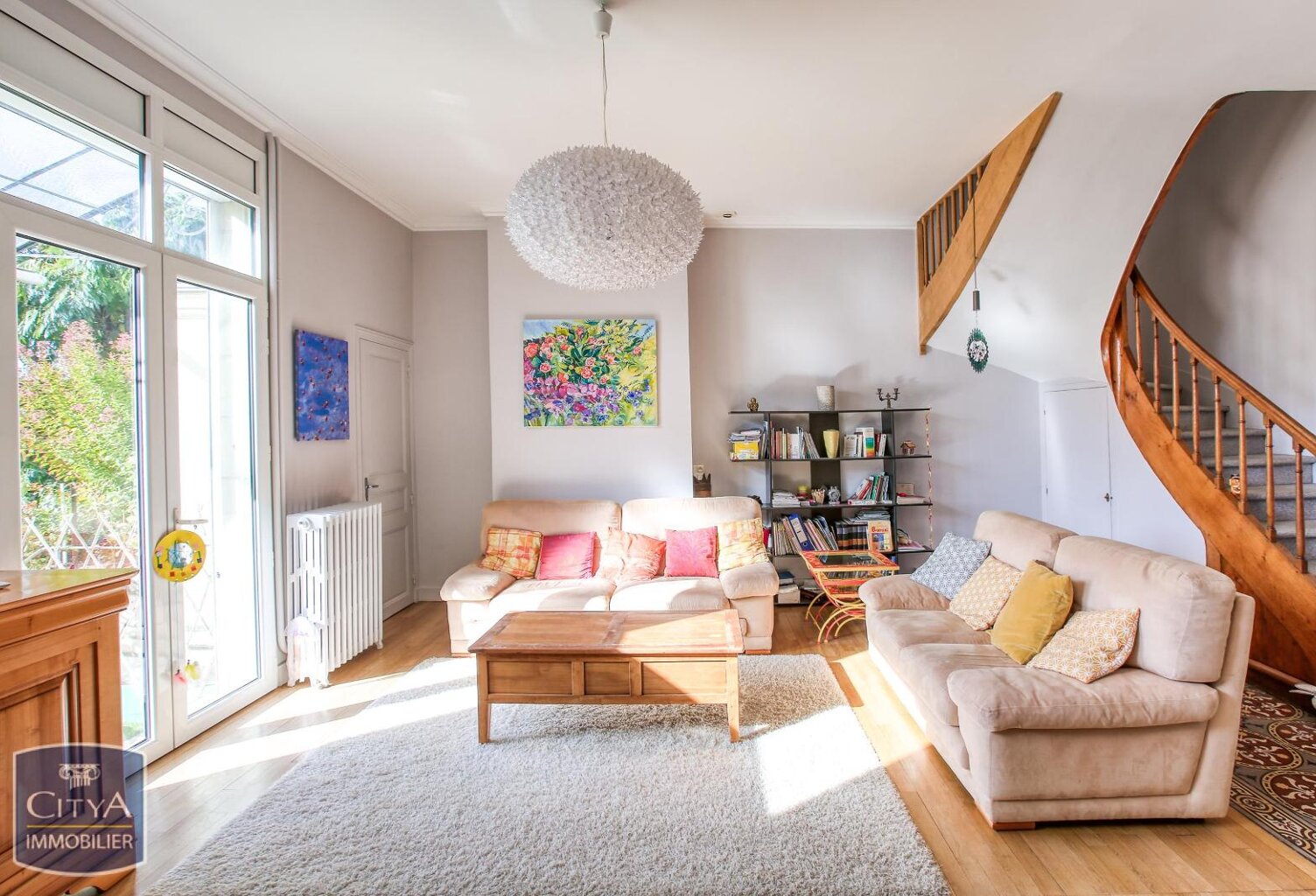 Vente maison 8 pièces 182 m² Saumur (49400) — photo 1