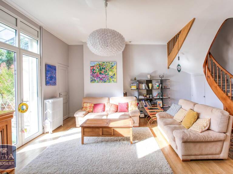 Maison 8 pièces 182 m² — photo 1