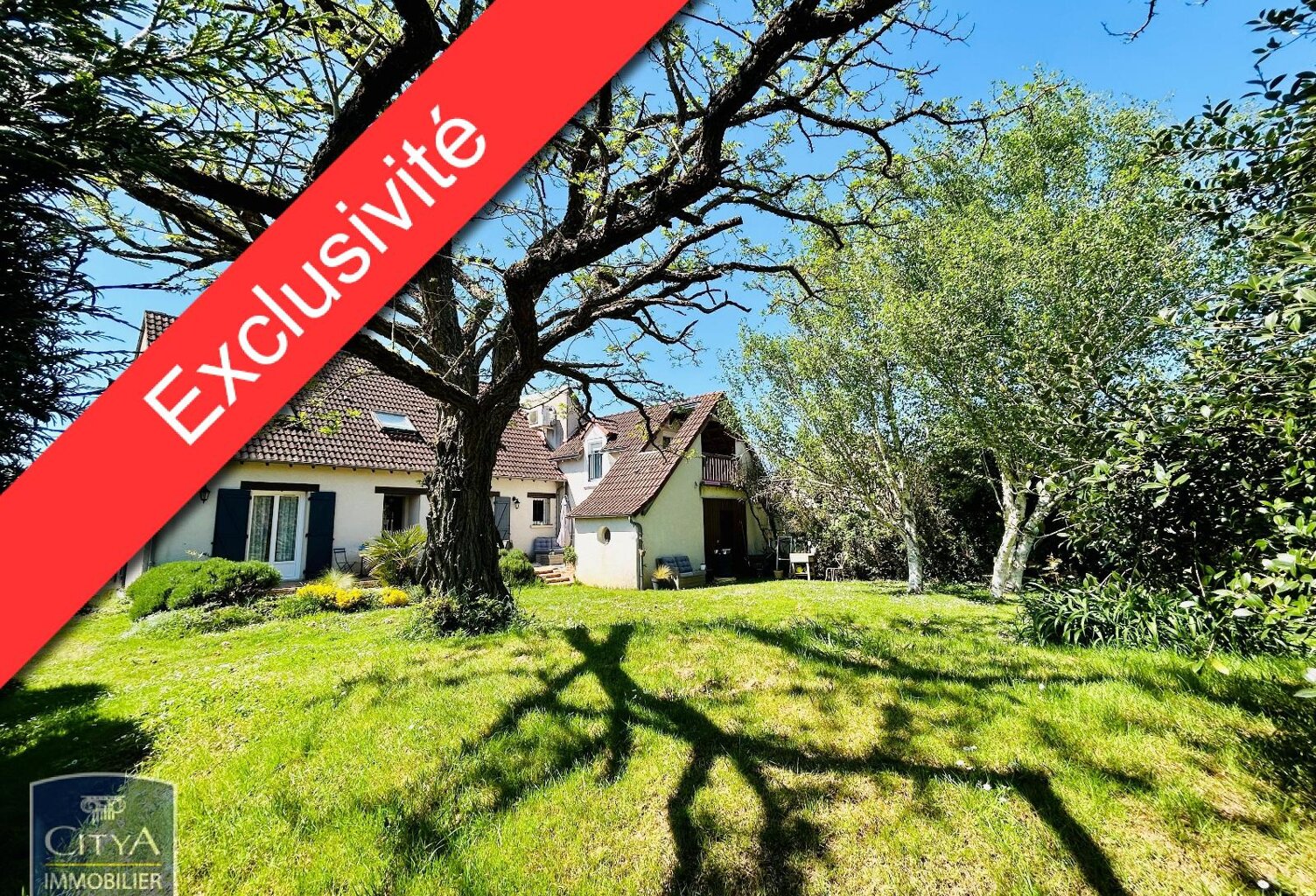 Vente maison 9 pièces 220 m² Ardentes (36120) — photo 1