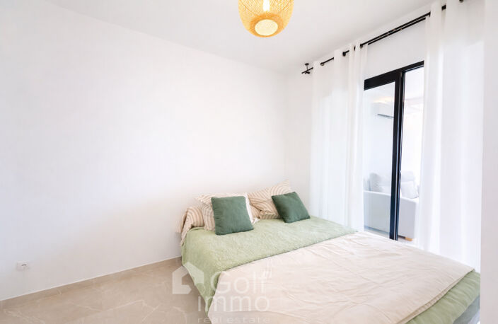 Cannes 2P, 41 m2, face mer, vue mer avec parking et cave — photo 4
