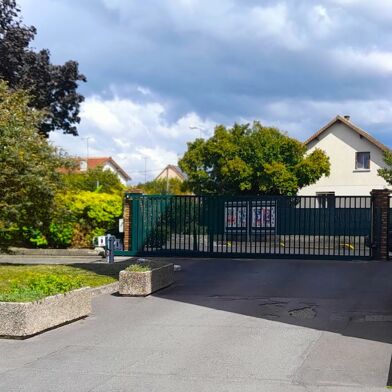 Appartement 4 pièces 166000 €