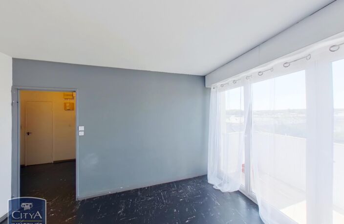 Vente appartement 3 pièces 57 m² Châtellerault (86100) — photo 3
