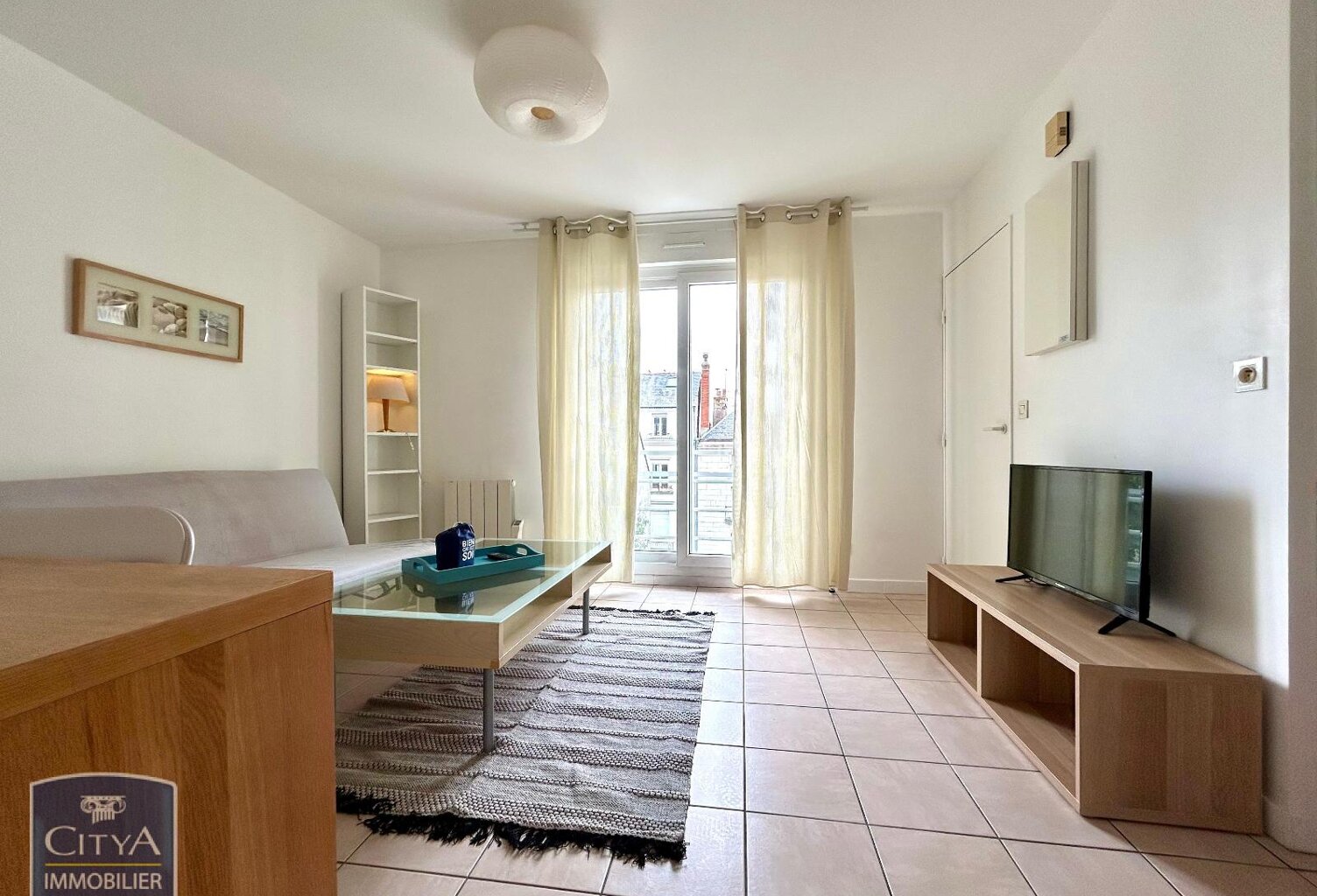 Location appartement 1 pièce 23 m² à Tours (37000) — photo 1
