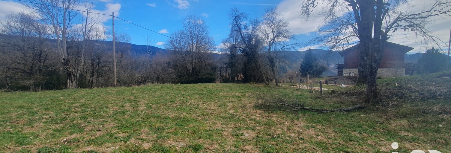 Terrain  1869 m² à vendre à Saint-Martin-en-Vercors (26420)