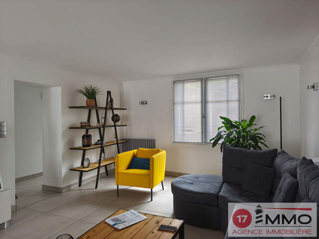 Maison de bourg Atypique  - rénovée  -Marans — photo du bien