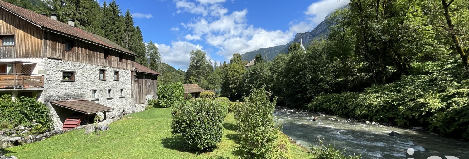 Maison 8 Pièces 547 m² à vendre à Glières-Val-de-Borne (74130)