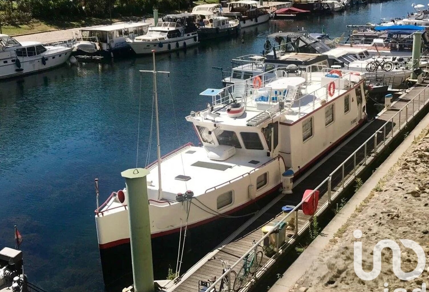 Vente Péniche 3 pièces — photo 1