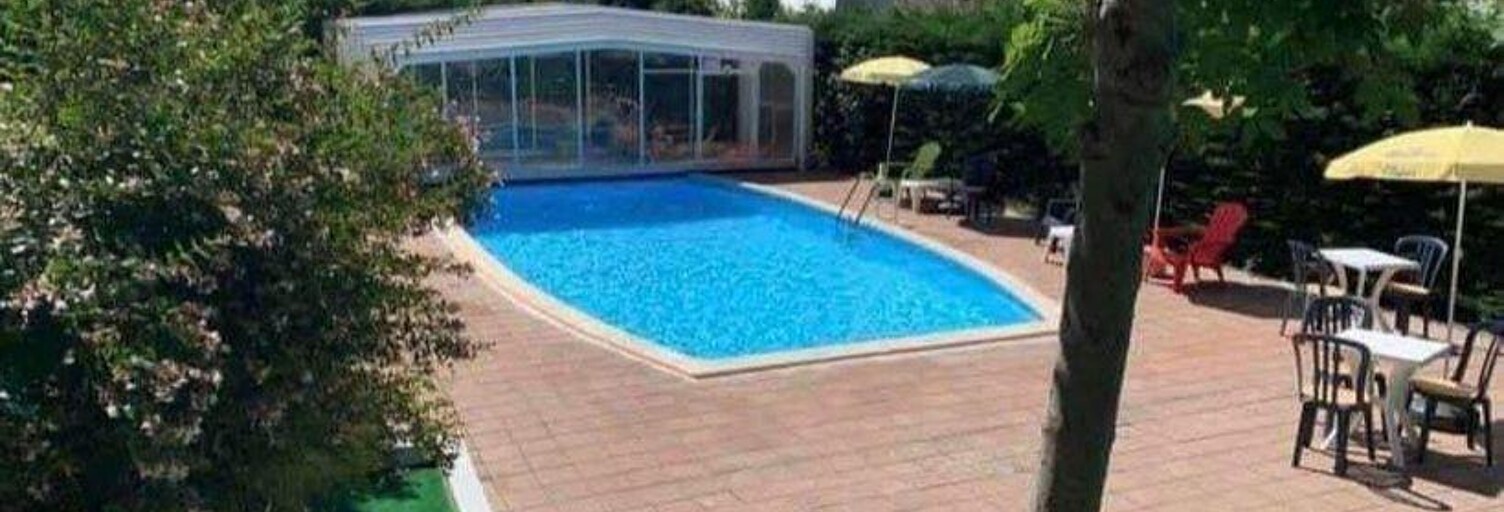 Commerce  1300 m² à vendre à Sévérac d'Aveyron (12150)