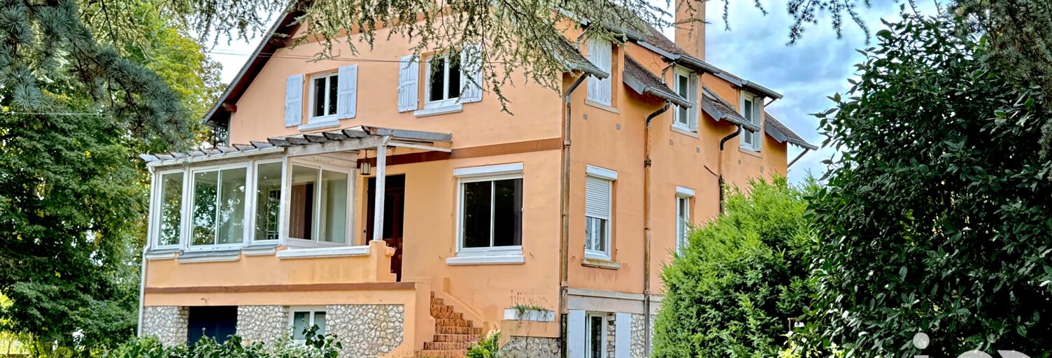 Maison 10 Pièces 300 m² à vendre à Aubigny-sur-Nère (18700)