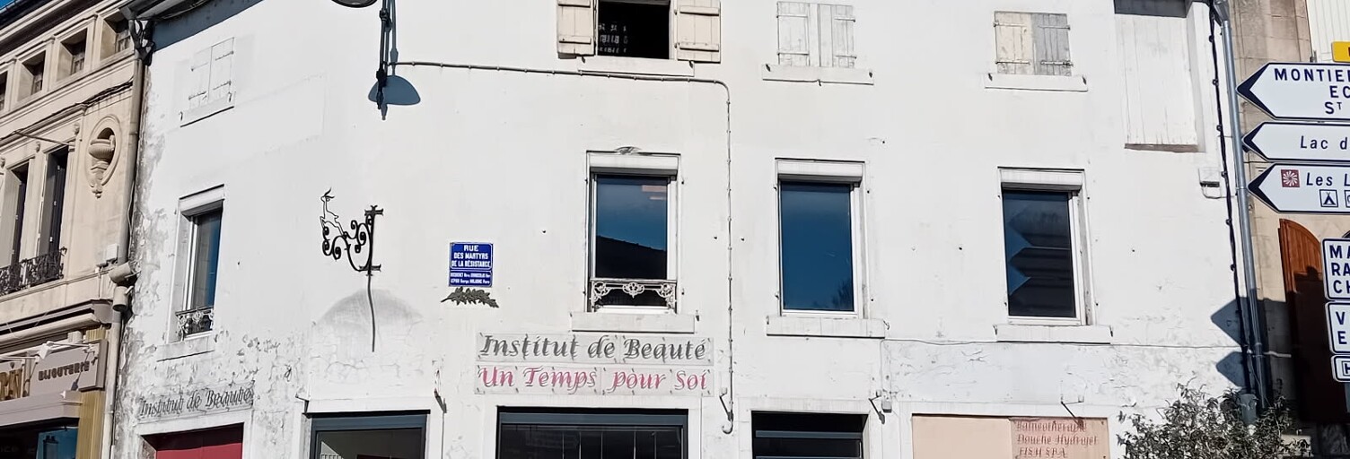 Immeuble  94 m² à vendre à Wassy (52130)