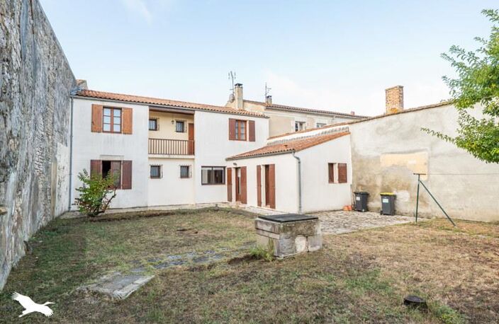 Maison de ville de 7 pièces principales — photo 3