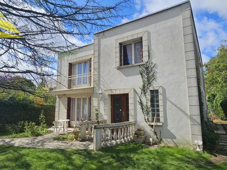 Maison spacieuse avec jardin à Le Plessis-Trévise — photo 1