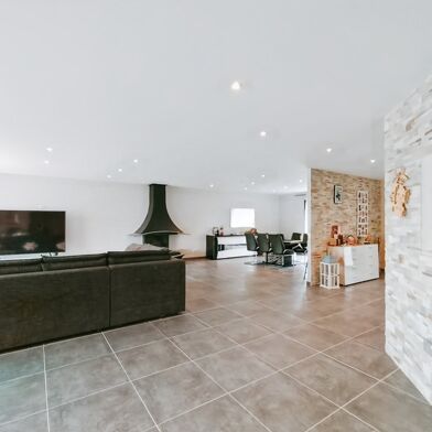 Maison 5 pièces 460000 €