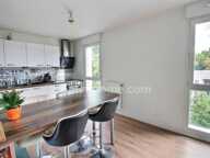 Appartement 3 pièces de 62 m2 à vendre avec balcon et parking à POISSY (78) au prix de 222000 euros — photo 3