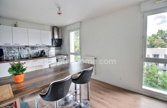 Appartement 3 pièces de 62 m2 à vendre avec balcon et parking à POISSY (78) au prix de 222000 euros — photo 3