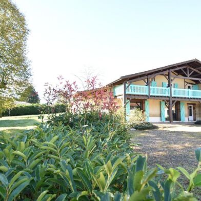 Maison 6 pièces 300000 €